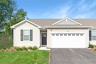 216 Sussex Ct, North Aurora, IL 60542