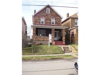 176 W Marigold St, Homestead, PA 15120