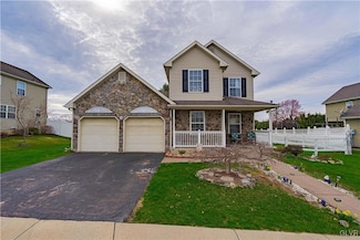 30 Crown Dr, Easton, PA 18040