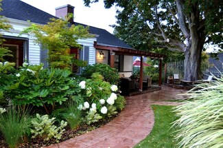 4325 W Emerson St, Seattle, WA 98199