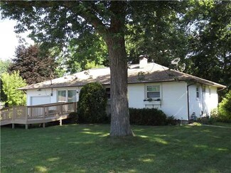 6161 Karen Ave, Newfane, NY 14108