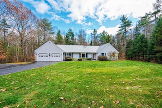 27 Pipers Glen, New London, NH 03257
