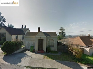 3000 Partridge Ave, Oakland, CA 94605
