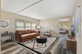 501 W Forest St Unit 18, Belle Plaine, MN 56011
