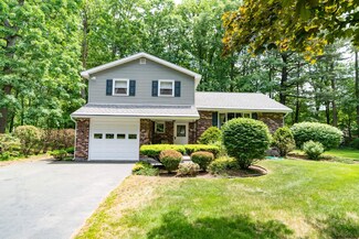4008 Lynwood Ct, Schenectady, NY 12303