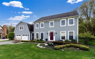 120 Sunburst Cir, East Amherst, NY 14051