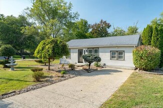 154 3rd St, Charlestown, IN 47111