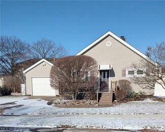 863 N Bellevue Ave, Dover, OH 44622