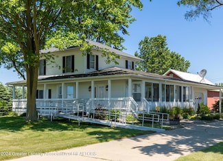 8369 E Grenlund Rd, Bannister, MI 48807