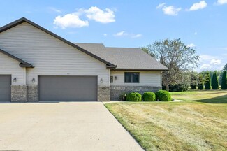 571 Southport Dr, Fairmont, MN 56031