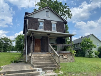 807 Lee Ave, Farrell, PA 16121