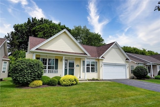 24 Shirleen Dr, Hilton, NY 14468