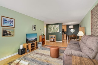 1770 Bryant Ave S Unit 303, Minneapolis, MN 55403