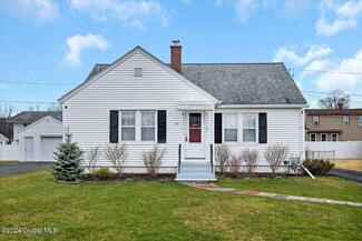 20 Pershing Ave, Rensselaer, NY 12144