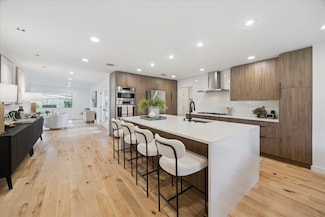 2411 Stonecrest Dr, Houston, TX 77018