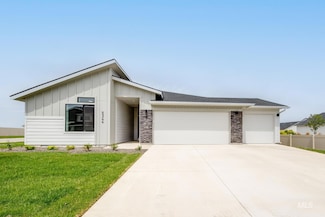 5344 E Burnte Peak St, Nampa, ID 83687