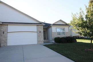 421 NW Timberbrooke Dr, Lees Summit, MO 64081