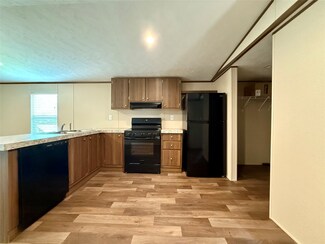 20440 Vick Dr, New Caney, TX 77357