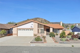 6049 E Malton Ave, Simi Valley, CA 93063