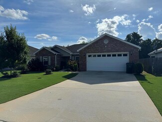 119 Santangelo Ct, Warner Robins, GA 31093