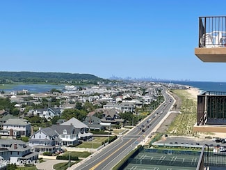 55 Ocean Ave Unit 14D, Monmouth Beach, NJ 07750