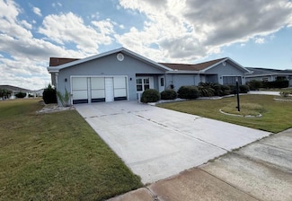 1618 Bentwood Dr, Sun City Center, FL 33573