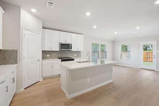 2204 Dunbar Dr, Sherman, TX 75092