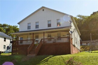 31 S Main St, Ellsworth, PA 15331