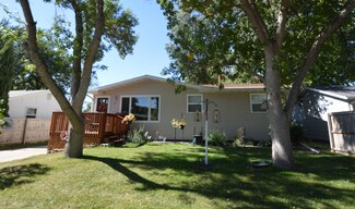 208 S Elm St, Aberdeen, SD 57401