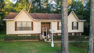 1925 Sharon Blvd, Dora, AL 35062