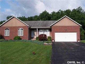 704 N Orchard Rd, Syracuse, NY 13209