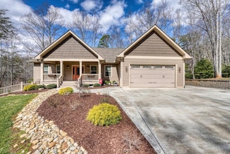83 Nathans Path, Young Harris, GA 30582
