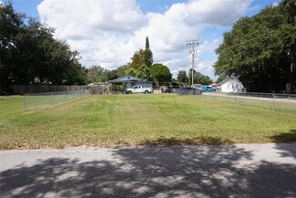 2501 W Lowry Ave, Plant City, FL 33563