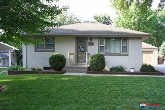 7219 Starr St, Lincoln, NE 68505