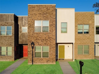 1703 Saint Louis Ave, Fort Worth, TX 76110