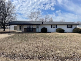 39299 Freda Dr, Malden, MO 63863