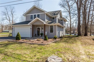4476 Riverview Rd, Brewerton, NY 13029