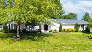 3106 Hunt Master Dr, Bowling Green, KY 42104