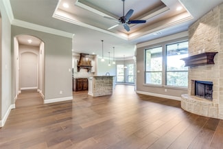 332 Trinity Ave, Azle, TX 76020