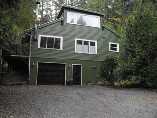 2877 Cedar Ave, Lummi Island, WA 98262