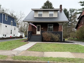 1395 Heinz Ave, Sharon, PA 16146