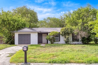 5031 Gene Cernan Dr, San Antonio, TX 78219