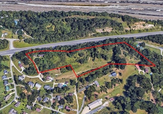 780 Mahlon St, Russell, KY 41169