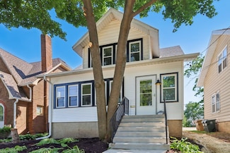 1105 Erin St, Madison, WI 53715