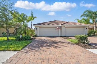 1822 Alameda Dr, Naples, FL 34120