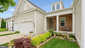 128 Long Point Dr, Fredericksburg, VA 22406