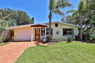 505 S Cooper St, New Smyrna Beach, FL 32169