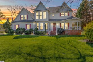 10 Moultrie Dr, Taylors, SC 29687