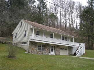 211 Petersburg Rd, Williamstown, MA 01267