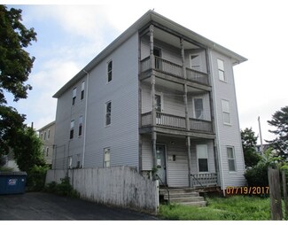 44 Winfield St, Worcester, MA 01610
